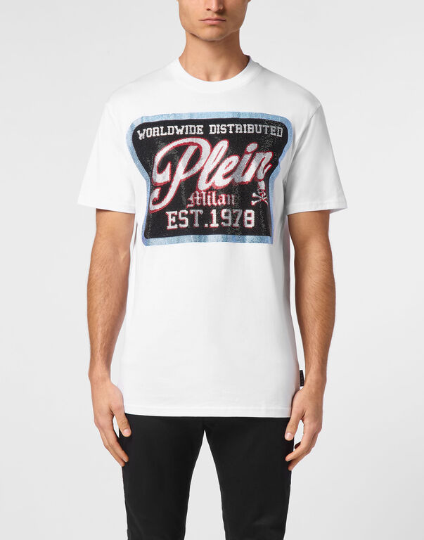 T-shirt Round Neck SS With Patch white