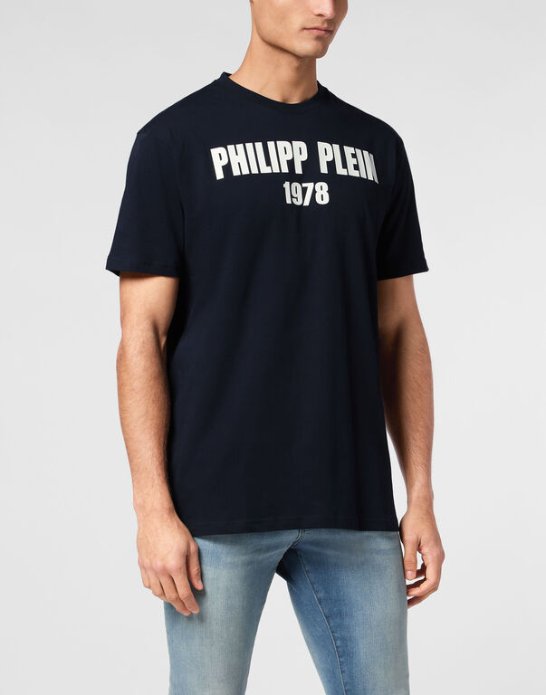 Round Neck T-Shirt 1978 navy 3 Round Neck T-Shirt 1978 navy