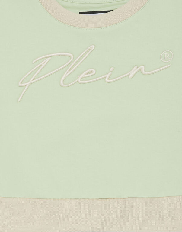Cropped Sweatshirt Round Neck LS Signature green 3 Cropped Sweatshirt Round Neck LS Signature green