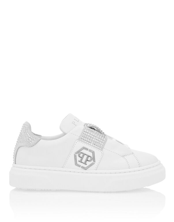 LEATHER SLIP ON HEXAGON AND RHINESTONE white/crystal